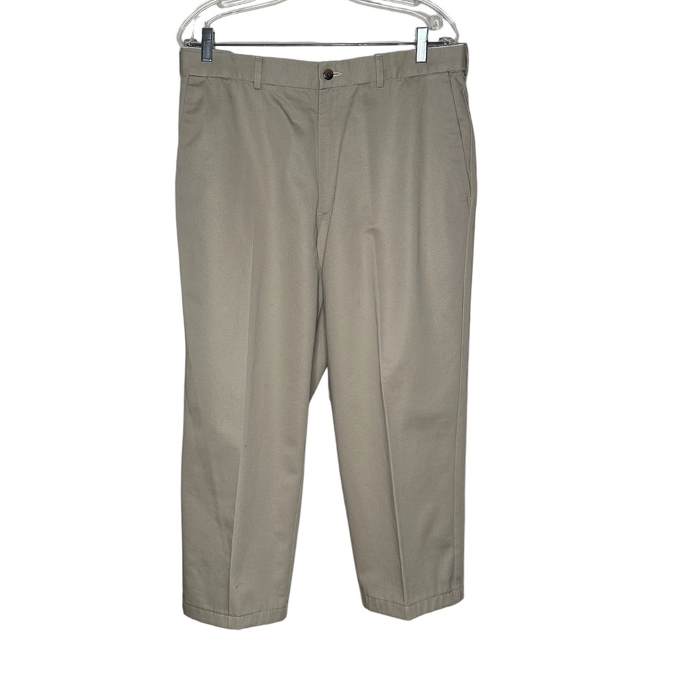 Haggar Men’s Beige Khaki Pant size 36W x 24L